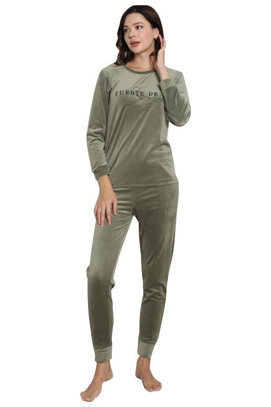 MODELLA LIFE - Uzun Kol Kadife Kadın Pijama Takımı 2263-K | Yeşil