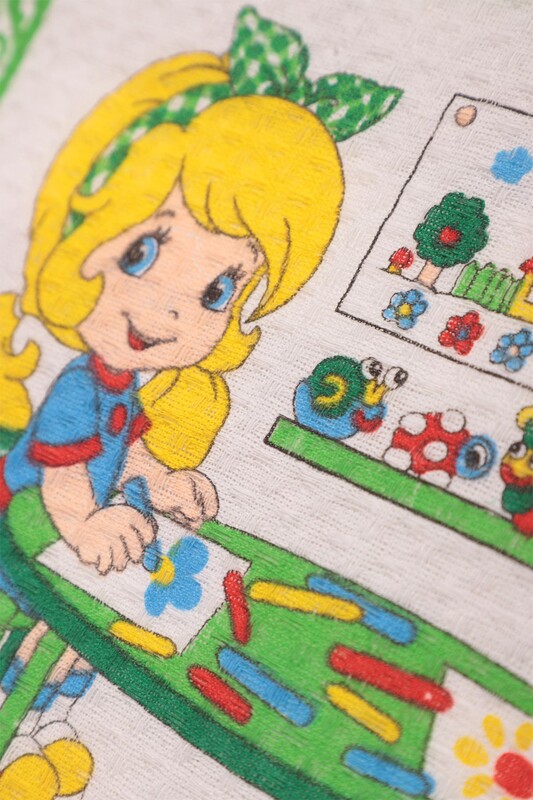 Çocuk Beslenme Örtüsü Desenli - Thumbnail